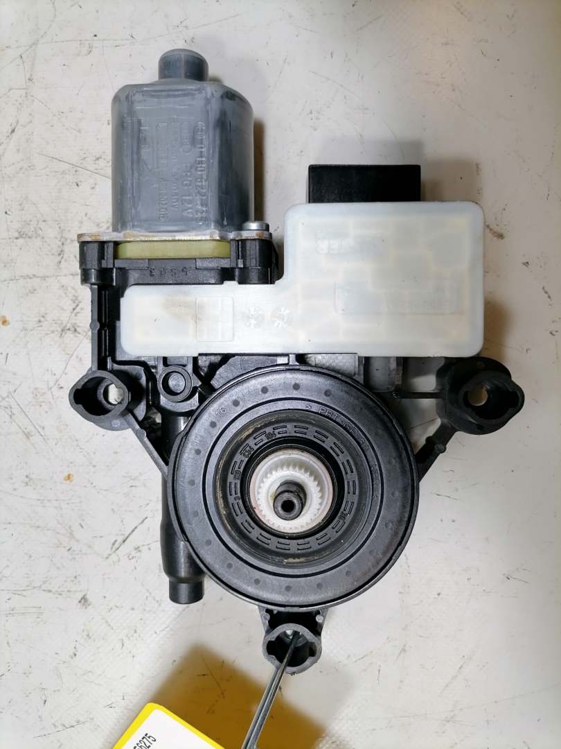 Skoda Octavia 3 original Fensterhebermotor hinten links Bj.2014